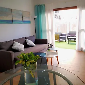 tenerife-apartment-playa-de-las-americas.tenerifehoteles.net/